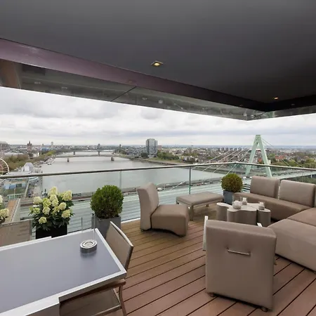 3br Penthouse Kranhaus - What'app - 0034-635-520-036 - For Reservations! Daire *