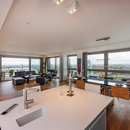 3br Penthouse Kranhaus - What'app - 0034-635-520-036 - For Reservations! Cologne